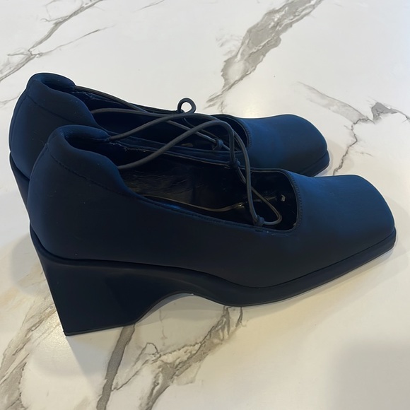 Kenneth Cole Reaction, Square, Navy Blue, Mary Janes, Wedge, Size 7 1/2 - Picture 4 of 12